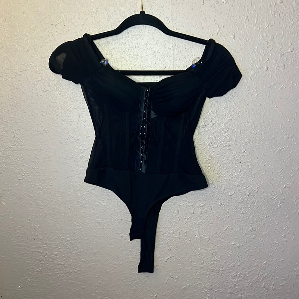 BRAND NEW Windsor black mesh off the the shoulder body suit size xs